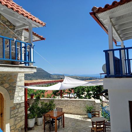 Amphora Guesthouse Himare Exterior foto